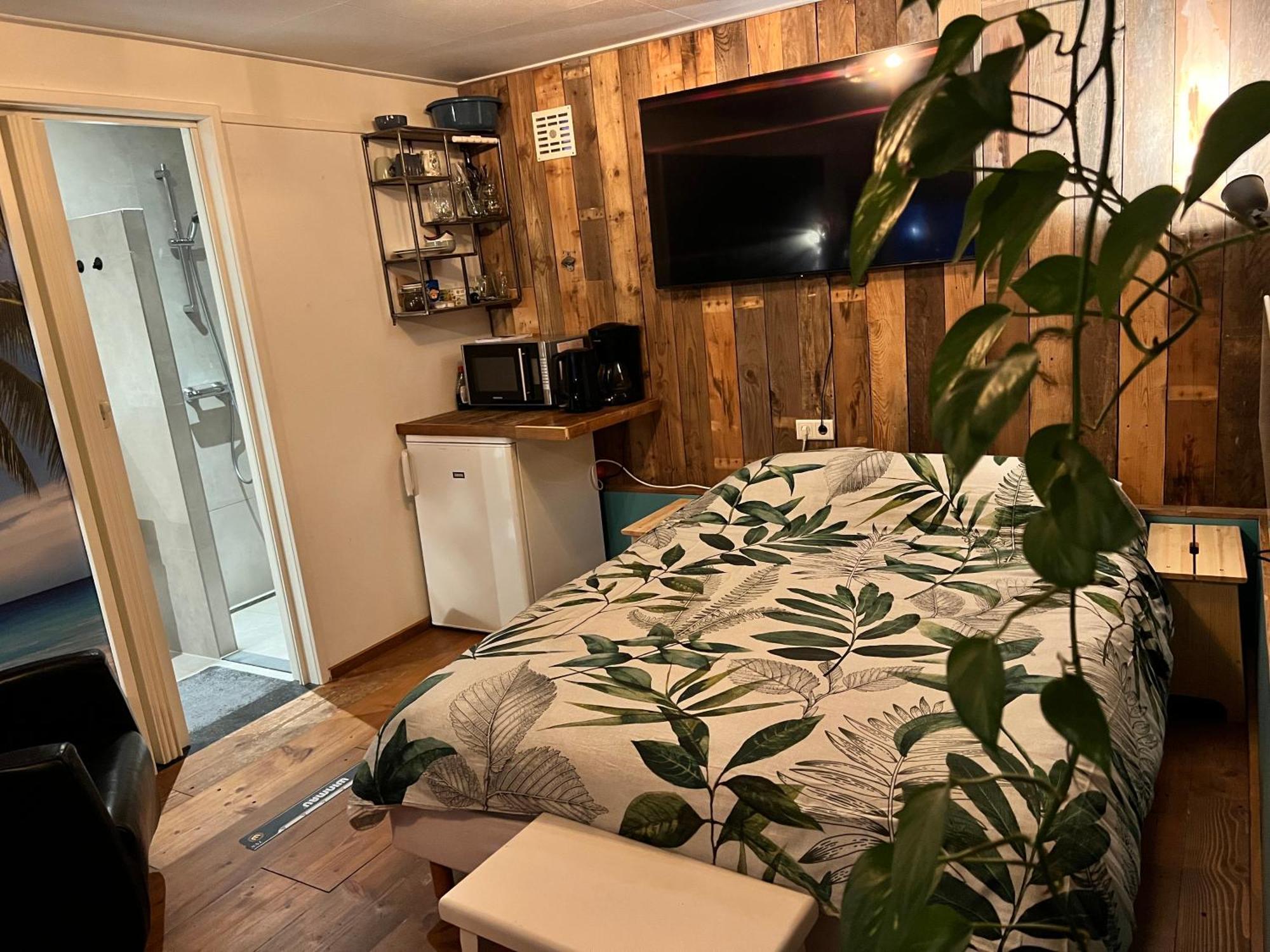 Beach House Met Badkamer, Boxspring & Airco Schoonebeek Exteriör bild